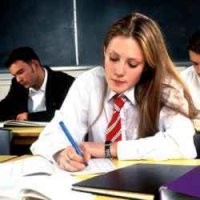 Jiplak Wikipedia, Dua Mahasiswa Dibuang 