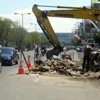 Hati-hati Pembangunan Saluran di Pucang..!