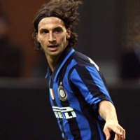 Ibrahimovic Puji Mourinho