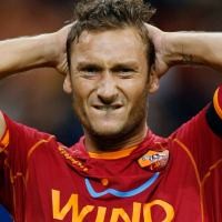 Laga Perdana Roma Mungkin Tanpa Totti