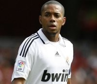 Jumat, Robinho Gabung Chelsea