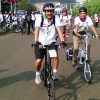 Ultah Bike to Work, Ribuan Sepeda Konvoi dari Monas ke HI