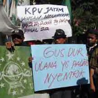 KPU Jatim Kembali Digeruduk Kader PKB dari Kubu Gus Dur