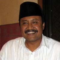 Jelang Putaran Kedua, Gus Ipul dan Ali Maschan Bermesraan