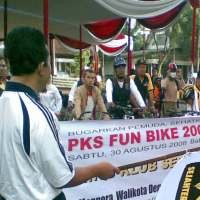 PKS Gelar Funbike, Tifatul Bersepeda Depok-Jakarta