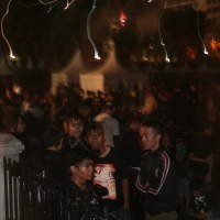 Perlahan Massa Bubar dengan Tertib