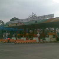 Arus Kendaraan Keluar Tol Pasteur Merayap Padat 