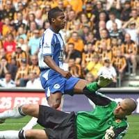 Dibantai Wigan, Hull Kembali ke Bumi