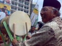 Mensos: Zakat Tak Akan Lapuk oleh Zaman