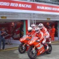 Sensasi Dibonceng di Motor Ducati