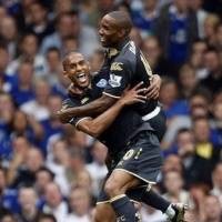 Portsmouth Gulung Everton 3-0