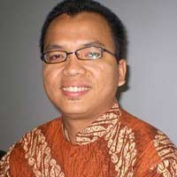 Denny: Pemberantasan Korupsi, SBY Lebih Baik dari Capres Lain