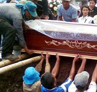 Korban Mutilasi Dimakamkan