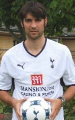 Spurs Resmi Boyong Corluka