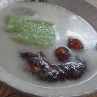 Nikmatnya Kolak Campur si Macan