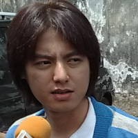 Sheila Marcia Ultah, Roger Danuarta Bawa Kue