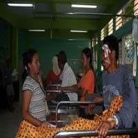 Tak Kuasai Kendali, Truk Terguling & 3 Penumpang Tewas