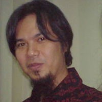 Dhani Gandeng Megawati Jadi Perempuan Cantik