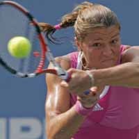 Safina Mudah ke Semifinal