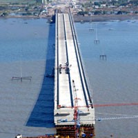 Kekurangan Dana Proyek Jembatan Suramadu Teratasi