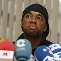 Robinho Jawab Kritik Pele