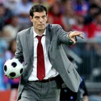 West Ham Diminta Jauhi Bilic