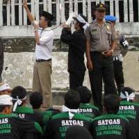 PKB Gus Dur Geruduk KPUD Jateng