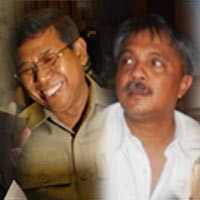 Empat Staf Pembuat Geger