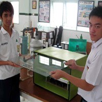 Siswa SMP Petra Ciptakan Alat Pembuat Tempe