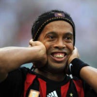 Dinho Tepat untuk Milan