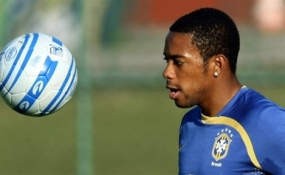 Gabung City, Robinho Salahkan Chelsea