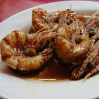 Digigit Kepiting Saus Padang dan Dielus Udang Mentega