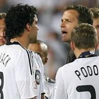 Ballack-Bierhoff Masih Musuhan