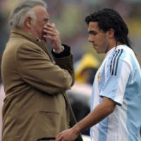 Soal Kartu Merah, Tevez Minta Maaf 