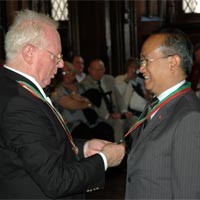 KBRI Brussel Dianugerahi Anggota Kehormatan Manneken Pis