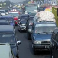 Potensi Macet di Tol Cikampek Hingga Simpang Jomin 