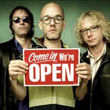 Gitar REM Raib di Atas Pentas