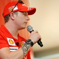 Raikkonen Belum Mau Menyerah