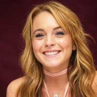 Saat Bersantai Lindsay Lohan