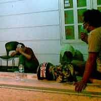 Polisi Geledah Pabrik Sabu di Surabaya 6 Jam