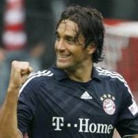 Toni Menangkan Bayern