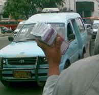 Tukar Uang Receh di Inang-Inang