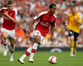 Walcott Nyaris Dilupakan Wenger