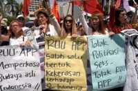 Dilarang Pertontonkan Lingga-Yoni, Bagaimana Nasib Borobudur?