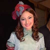 Pakai Baju Baru, Marshanda Takut