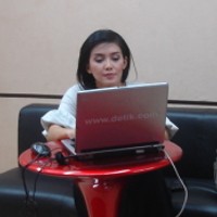 Rieke Oneng Hamil Gara-gara detikcom?