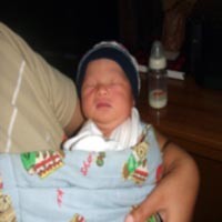 Kendarai Katana, Dian Temukan Bayi di Jok Mobil