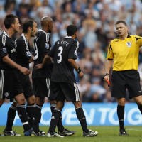 Kartu Merah Dicabut, Terry Main Lawan MU