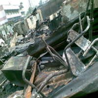 Seorang Kakek Tewas, 80 Rumah Hangus