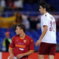 Roma Dipecundangi Klub Debutan